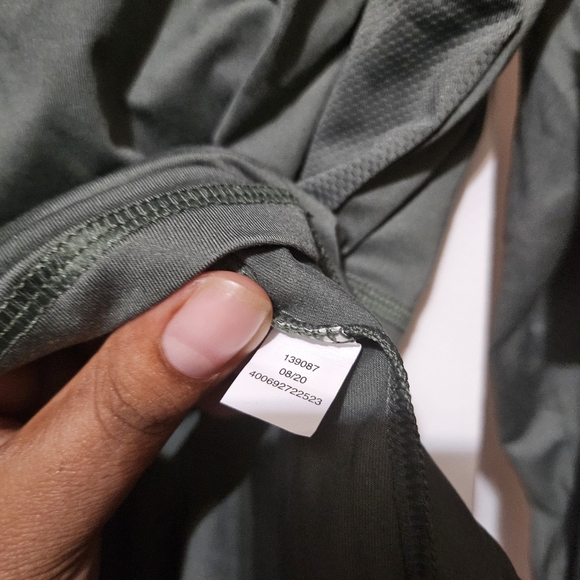 Fila Sports Women's Long Sleeve Tee with Moisture Wicking fabric - Picture 3 of 7